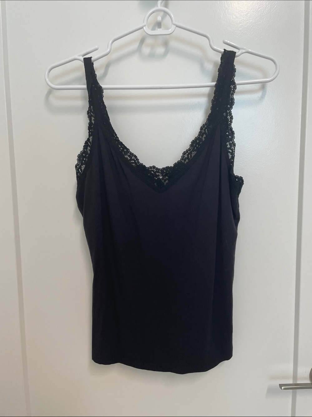Hanky Panky Black Lace-Trim V-Neck Camisole